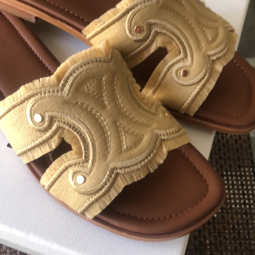 Celine Beige Raffia Slide Sandals size 38 - Picture 2 of 9